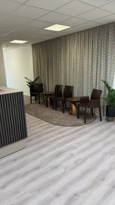 9-Zimmer-Gewerbeimmobilie mieten in Linz – 308 m², € 25 – Bild 3 von 13