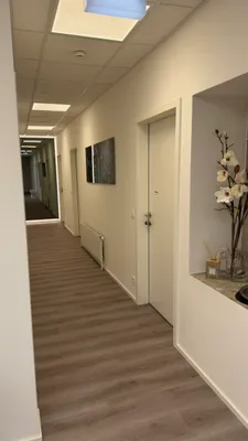 9-Zimmer-Gewerbeimmobilie mieten in Linz – 308 m², € 25 – Bild 4 von 13