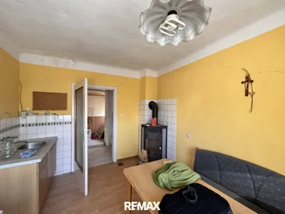 2-Zimmer-Haus kaufen in Hollabrunn – 88 m², € 70.000 – Bild 6 von 11