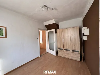 2-Zimmer-Haus kaufen in Hollabrunn – 88 m², € 70.000 – Bild 8 von 11