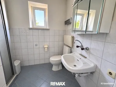 2-Zimmer-Haus kaufen in Hollabrunn – 88 m², € 70.000 – Bild 5 von 11