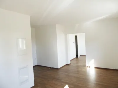2-Zimmer-Gewerbeimmobilie mieten in Linz Land – 36 m², € 429 – Bild 2 von 4