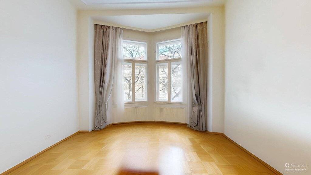 Noble Altbauresidenz: Geschichte & Grünblick | Tolles Entrée | Perfekter Grundriss - Ansicht 3