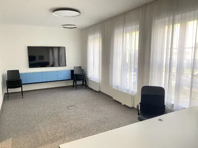 4-Zimmer-Gewerbeimmobilie mieten in Vöcklabruck – 144 m², € 1.320 – Bild 3 von 11