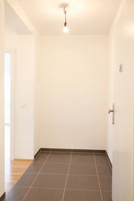 Klimatisierte 2-Zimmer Wohnung mit Dachterrasse – Bild 3