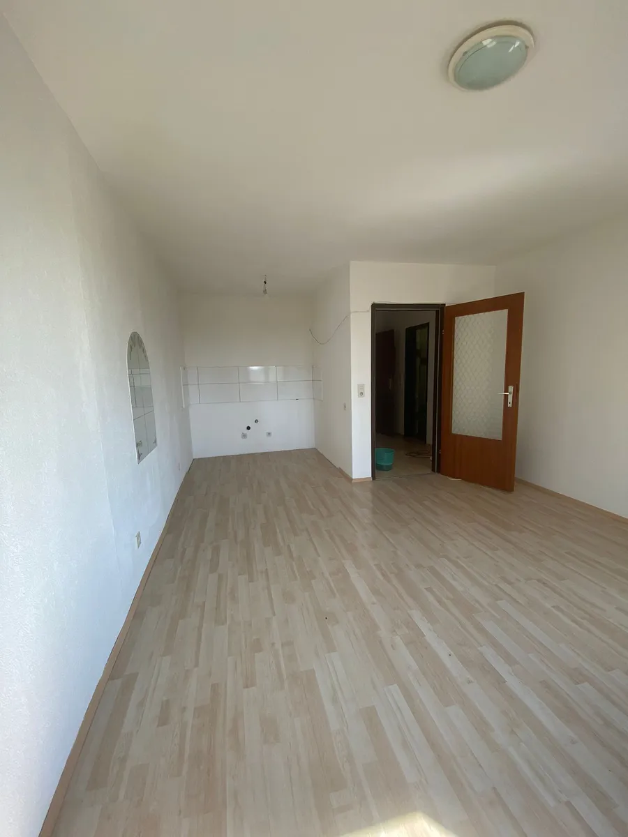 Charmante 2-Zimmer-Wohnung mit Balkon und Tiefgaragenplatz in Braunau - Ansicht 3