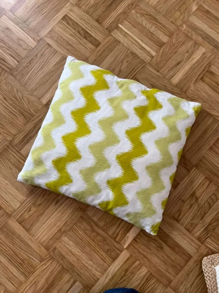 Zierkissen Dekokissen Kissen von Depot boho, € 7,- (1060 Wien)