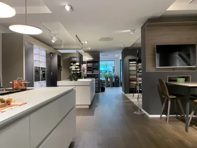 Gewerbeimmobilie kaufen in Wien – 200 m², € 450.000