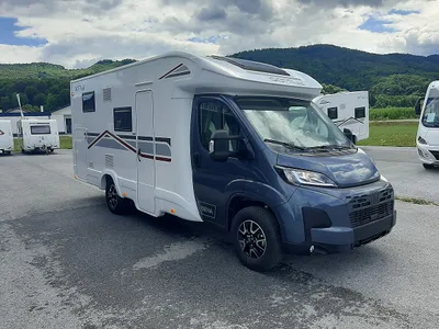 Teilintegriertes Wohnmobil Giottiline Siena 385