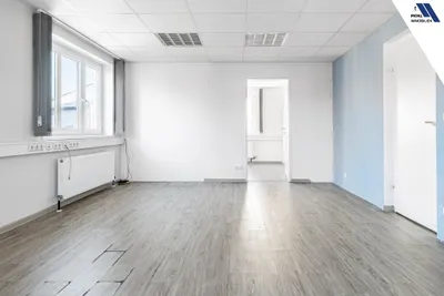 9-Zimmer-Gewerbeimmobilie mieten in Linz Land – 234 m², € 2.355 – Bild 3 von 20