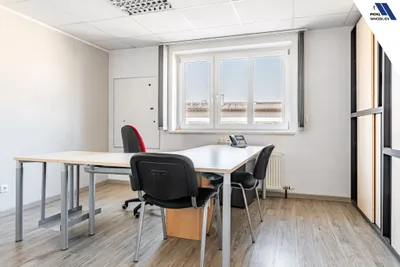 9-Zimmer-Gewerbeimmobilie mieten in Linz Land – 234 m², € 2.355 – Bild 4 von 20
