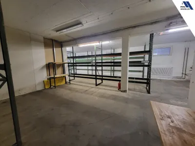 9-Zimmer-Gewerbeimmobilie mieten in Linz Land – 234 m², € 2.355 – Bild 15 von 20