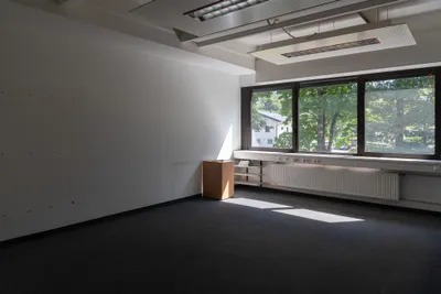 Gewerbeimmobilie mieten in Hallein – 99 m², € 9 – Bild 4 von 9