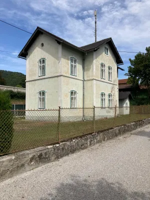4-Zimmer-Gewerbeimmobilie kaufen in Steyr-Land – 132 m², € 118.000 – Bild 3 von 12