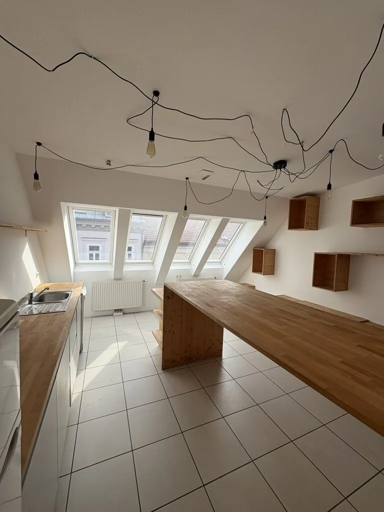 Großzügige 4-Zimmer Wohnung (127m²) mit Terrasse beim Brunnenmarkt (mit Klimaanlage) - Ansicht 3