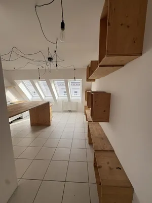 Großzügige 4-Zimmer Wohnung (127m²) mit Terrasse beim Brunnenmarkt (mit Klimaanlage) – Bild 2