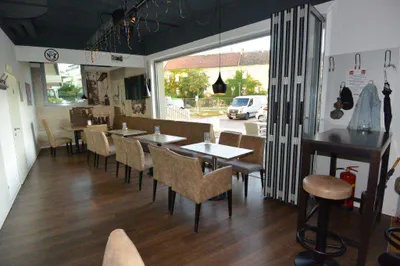 Gewerbeimmobilie mieten in Bruck an der Leitha – 147 m², € 2.465 – Bild 5 von 7