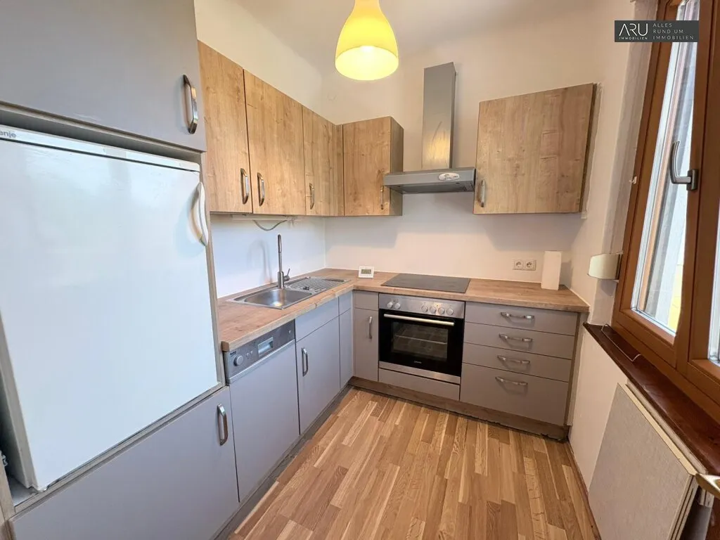 Gemütliches Haus mit Garten, Balkon & Garage in Burgau - Ansicht 3
