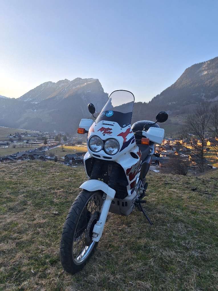 Honda XRV750 Africa Twin Enduro