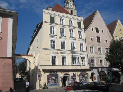 3-Zimmer-Wohnung mieten in Braunau am Inn – 97,06 m², € 844 – Bild 1 von 10