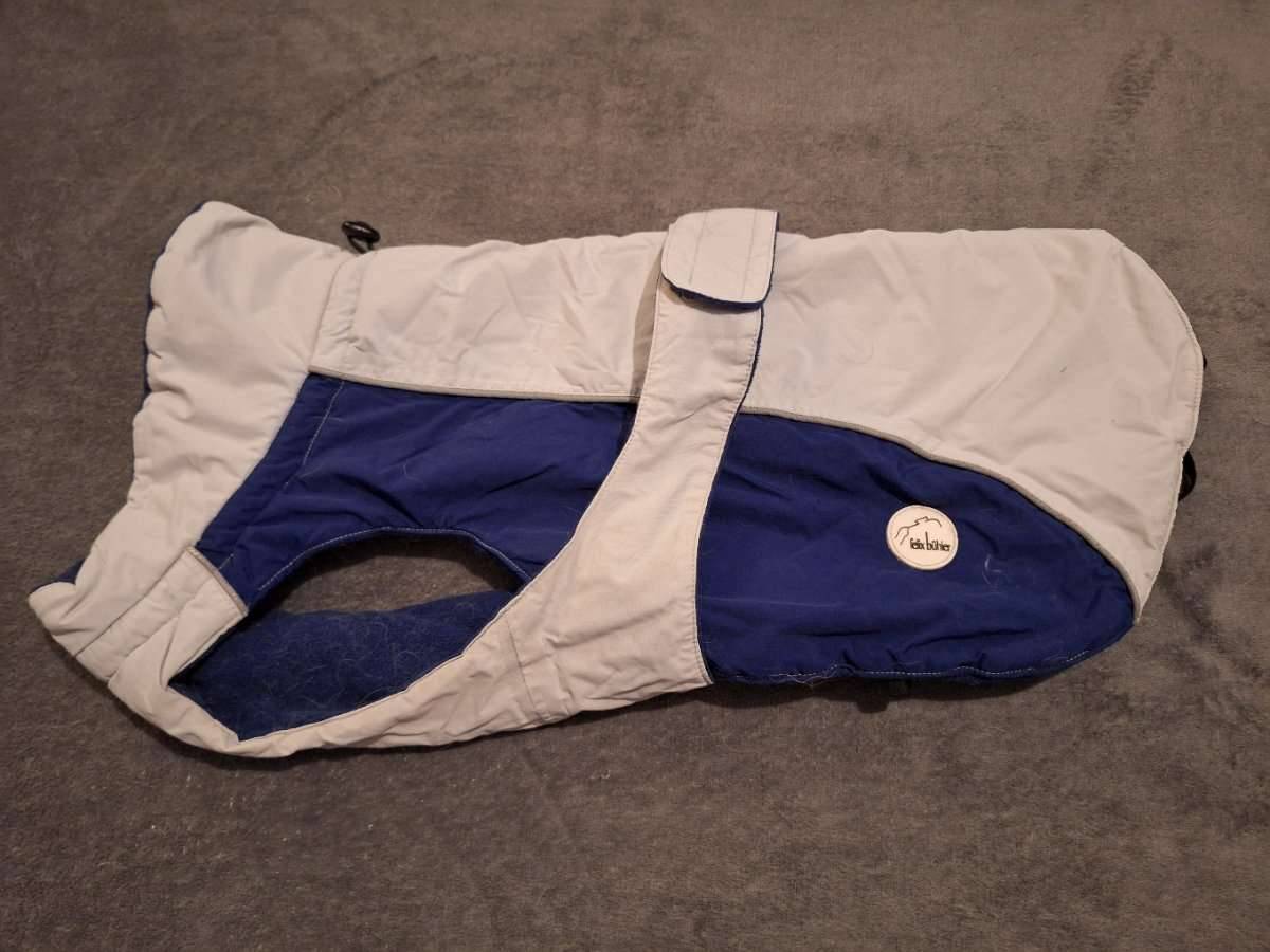 RL 40cm - Warmer Wintermantel, Reflektorstreifen,  20,- (8230 Hartberg) -  willhaben