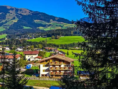20-Zimmer-Gewerbeimmobilie kaufen in Zell am See – 850 m², € 2.900.000 – Bild 2 von 35