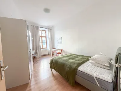 1-Zimmer-Wohnung mieten in Wien – 30,4 m², € 890 – Bild 2 von 10