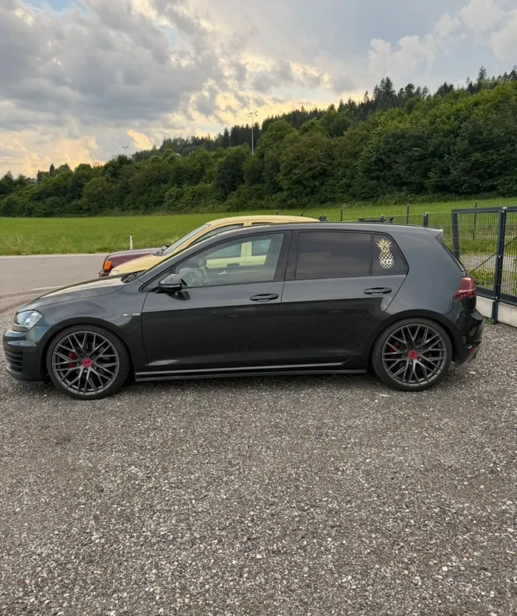 VW Golf