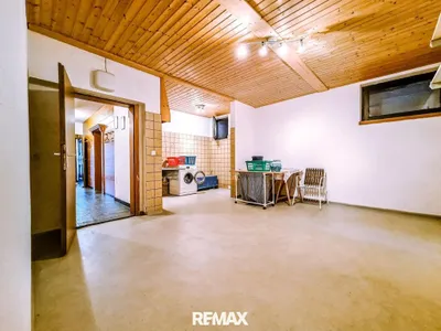 9-Zimmer-Gewerbeimmobilie kaufen in Innsbruck-Land – 219,37 m², € 899.000 – Bild 47 von 55