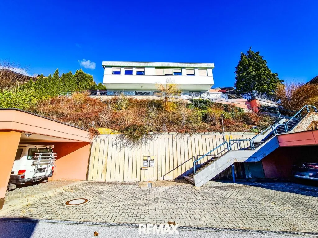Prächtiges Doppelhaus geteilt in 2 Wohneinheiten in Aussichtslage in Omes - Skigebiete, Tiroler Flair, u. v. m.! – pohled 2