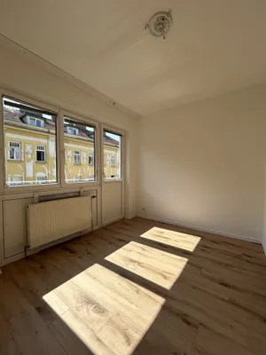 Ankommen. Wohlfühlen. Zuhause sein. - Frisch renovierte 2-Zimmer-Mietwohnung ab sofort verfügbar
