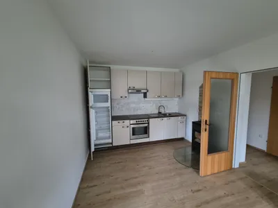 1-Zimmer-Wohnung mieten in Wels-Land – 35 m², € 590 – Bild 2 von 2