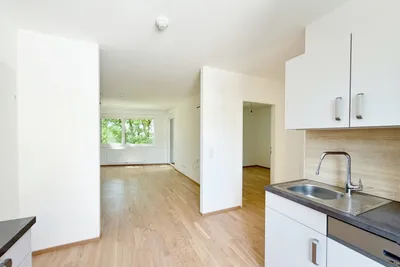 3-Zimmer-Wohnung mieten in Baden – 75,35 m², € 1.699 – Bild 2 von 8