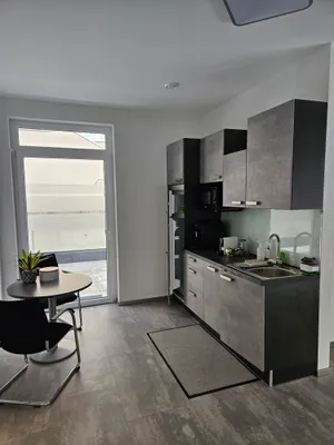 3-Zimmer-Gewerbeimmobilie mieten in Innsbruck-Land – 177 m², € 2.850 – Bild 10 von 15