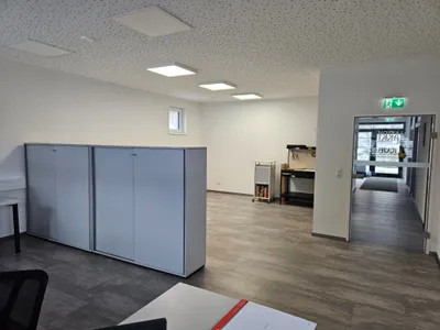 3-Zimmer-Gewerbeimmobilie mieten in Innsbruck-Land – 177 m², € 2.850 – Bild 5 von 15