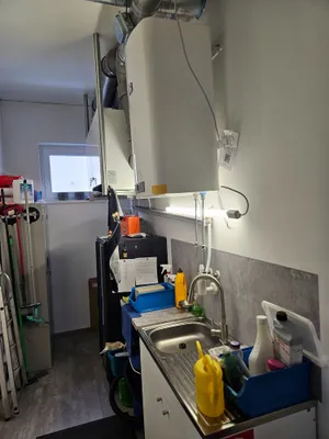 3-Zimmer-Gewerbeimmobilie mieten in Innsbruck-Land – 177 m², € 2.850 – Bild 13 von 15