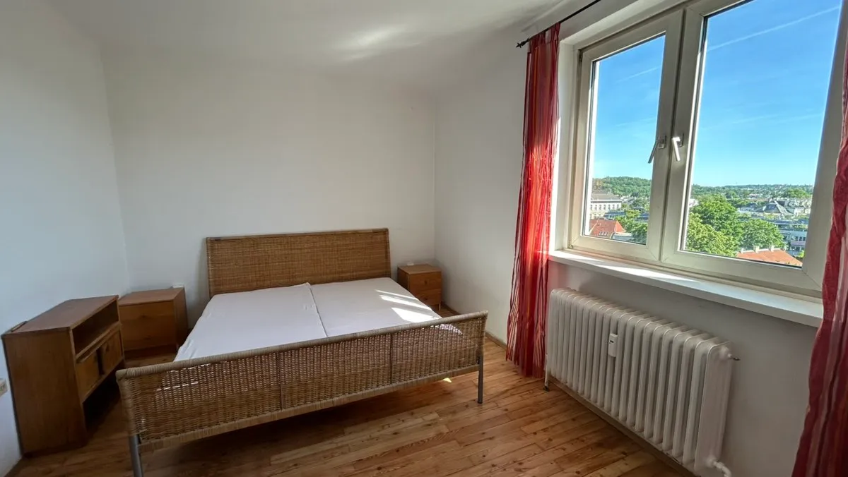 Helle 2 Zimmerwohnung mit Traumblick - Ansicht 2