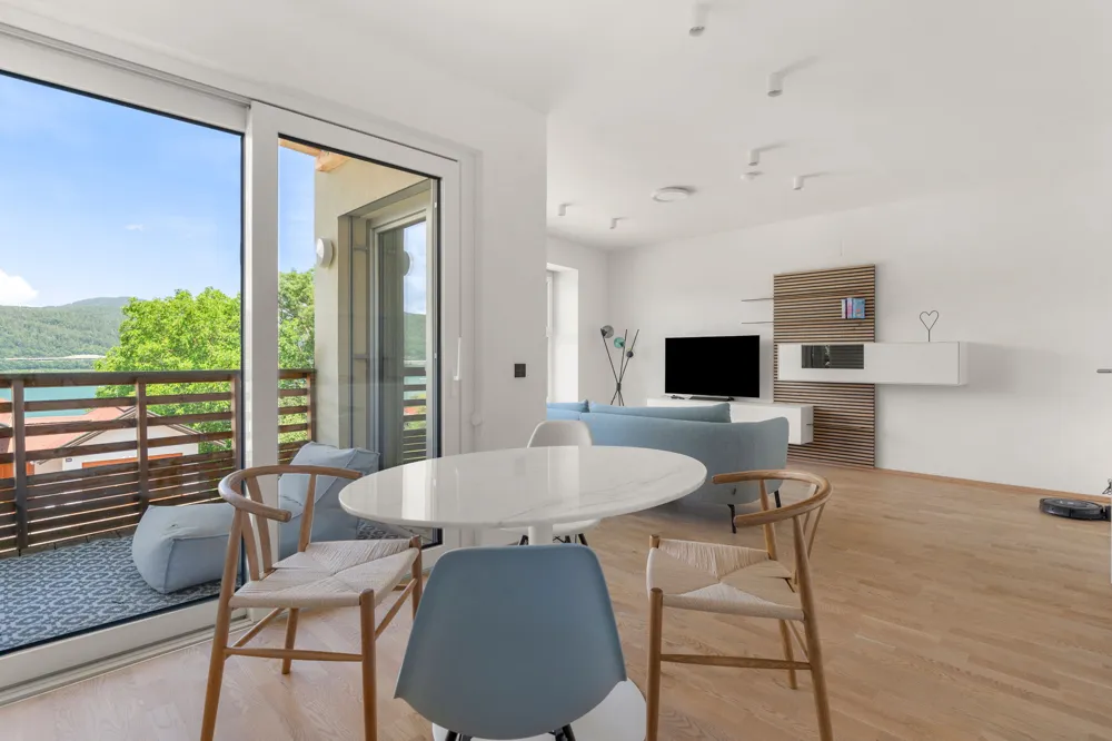 Neuwertige Seeblick-Wohnung in traumhafter Lage – pohled 3