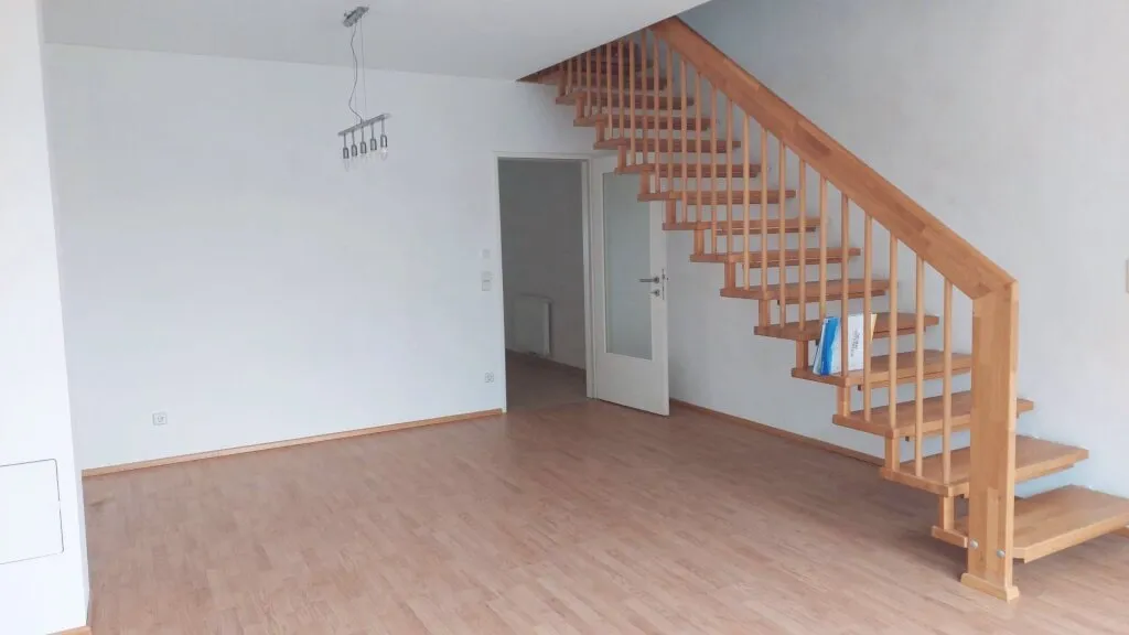 Traumhafte 3 Zimmer Dachterrassen-Maisonettewohnung in Loosdorf – pohled 2