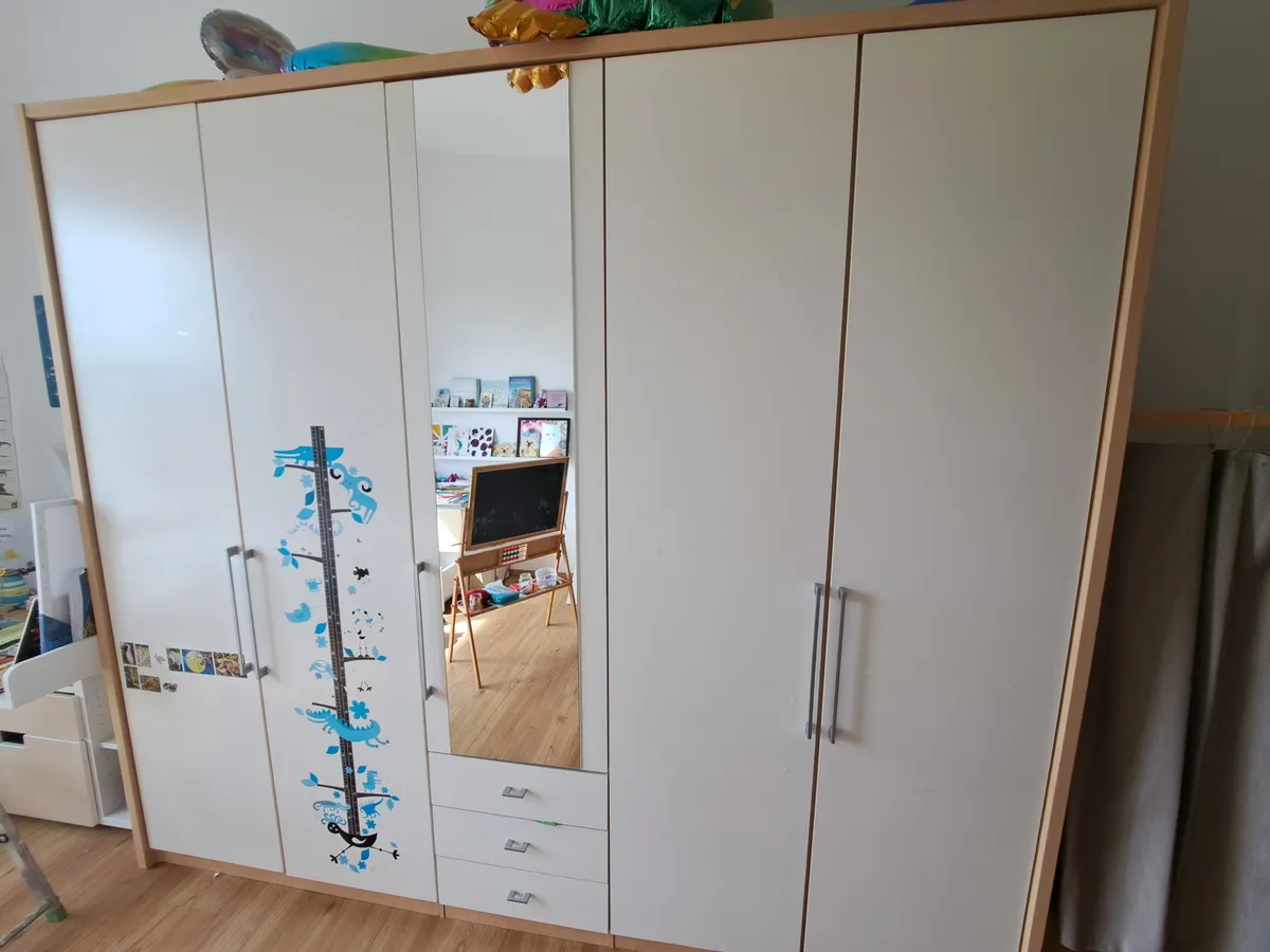 Schrank zu verschenken, € 0,- (4890 Frankenmarkt)