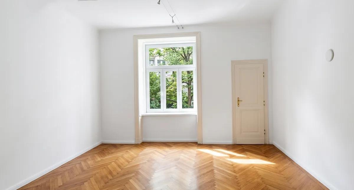 Erstbezug nach Sanierung: Stil-Altbau in zentraler Ruhelage, 3,5 Zimmer – pohled 2
