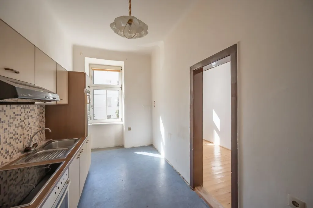 ++Q18++ Well-maintained 1-room old building flat with lots of potential - Widok 2