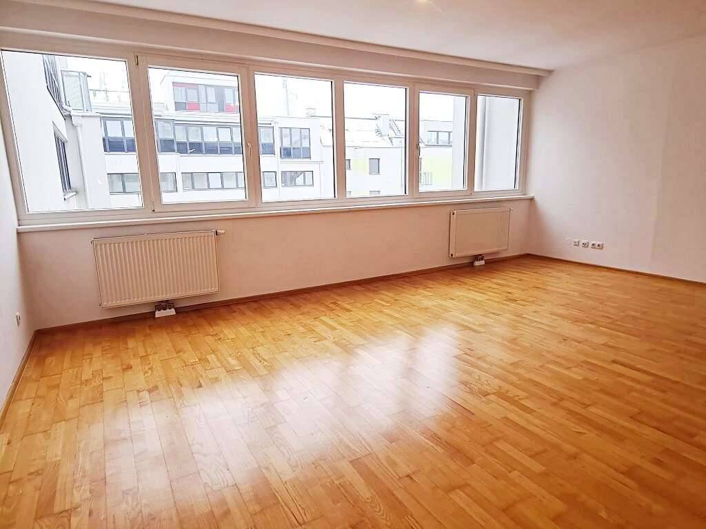 INNSTASSE, gepflegte 87 Neubau-Maisonette, 2 Zimmer, Komplettküche, Wannenbad, Parketten, 4. Liftstock, Wien