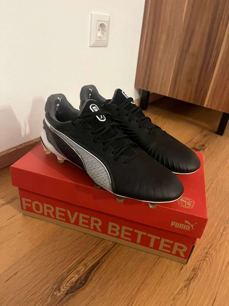 Puma King Ultimate FG/ AG Fußballschuhe 42,5 - wie neu