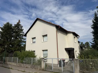 Haus kaufen in Wels – 192 m², € 275.000 – Bild 1 von 24
