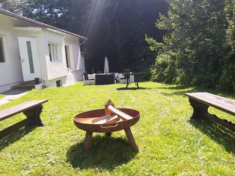 *PRIVATVERMIETUNG* Wunderschönes und neu saniertes Einfamilienhaus im Grünen, Mauerbach