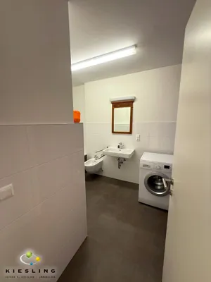 6-Zimmer-Gewerbeimmobilie mieten in Wien – 159 m², € 2.100 – Bild 33 von 47