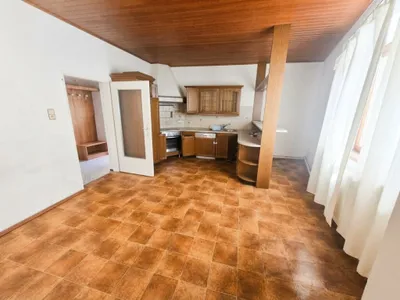10-Zimmer-Gewerbeimmobilie kaufen in Hollabrunn – 300 m², € 249.000 – Bild 11 von 18
