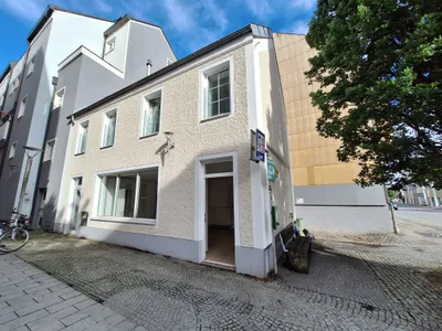 Gewerbeimmobilie mieten in Ried im Innkreis – 90 m², € 855