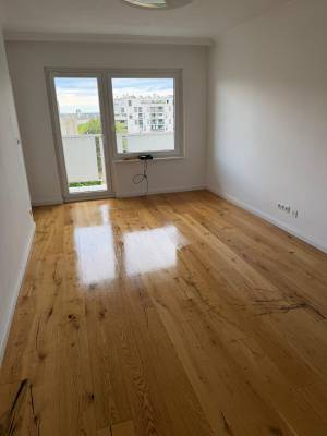 Moderne 3-Zimmer-Wohnung mit Loggia und Ausblick in 1100 Wien - auch WG-geeignet!